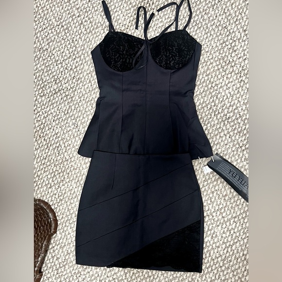 Skirt set - Picture 2 of 8